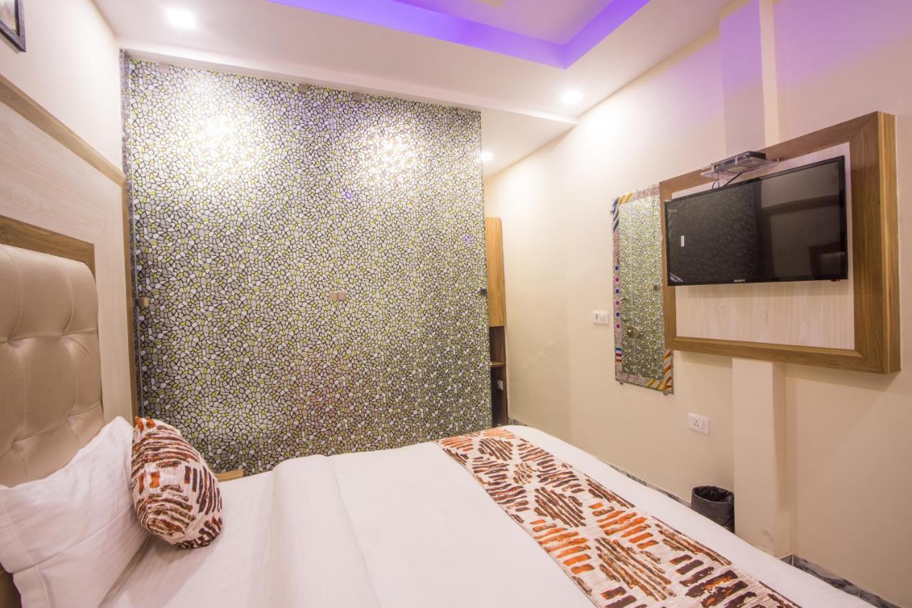ניו דלהי Hotel Harsha International מראה חיצוני תמונה