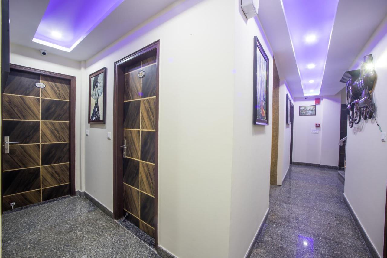 ניו דלהי Hotel Harsha International מראה חיצוני תמונה