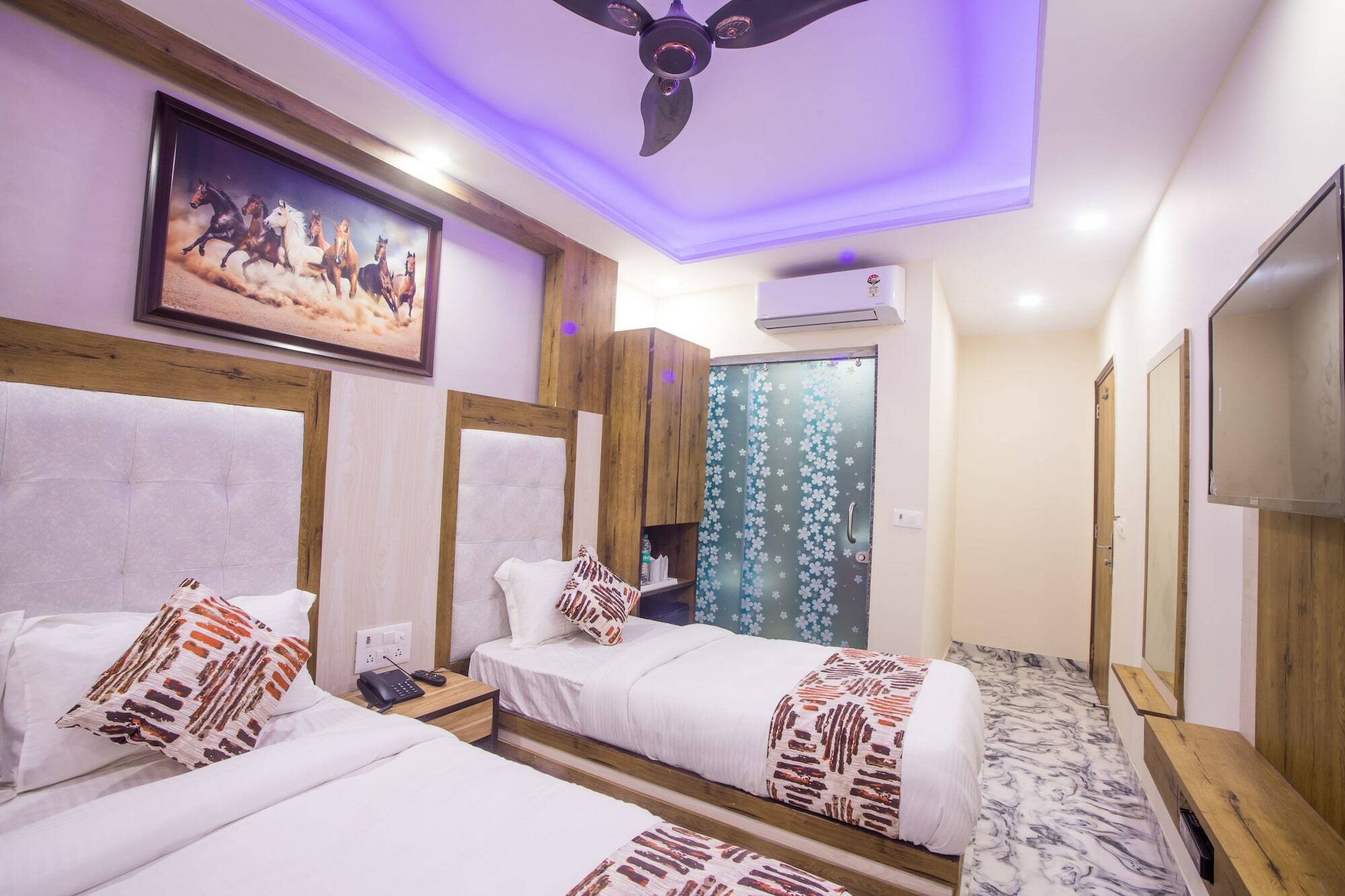 ניו דלהי Hotel Harsha International מראה חיצוני תמונה