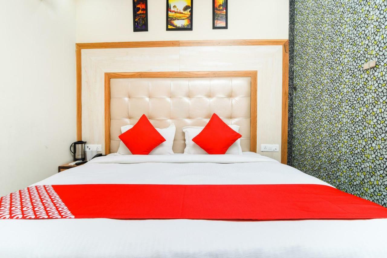 ניו דלהי Hotel Harsha International מראה חיצוני תמונה